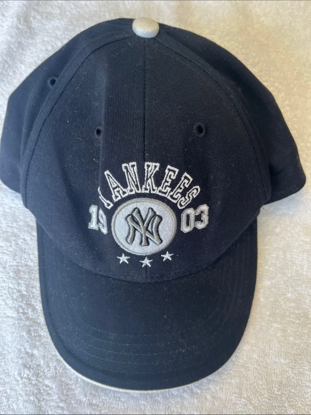 New York Yankees Toddler Black Baseball Cap with White Embroidery